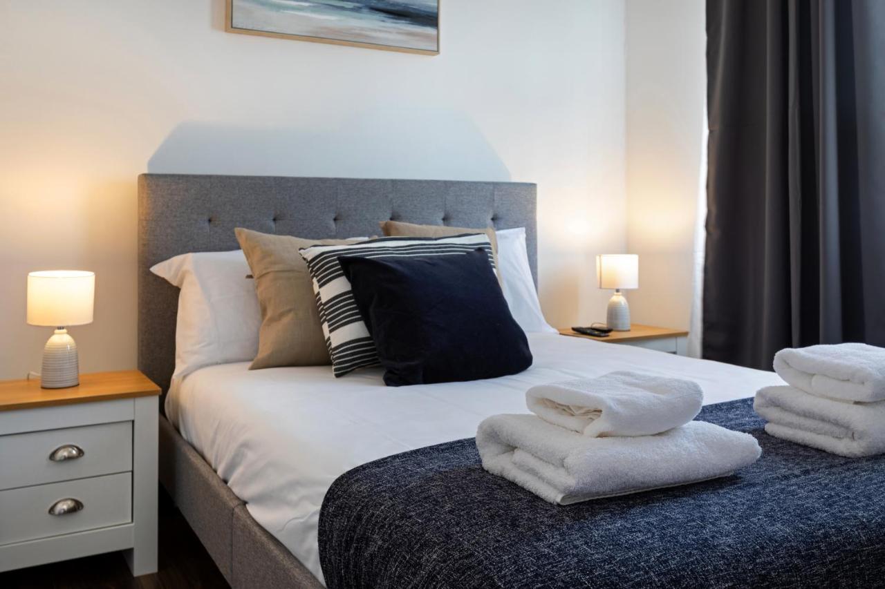 Modern 1-Bedroom Apartment, Beach 5-Min Walk, Free Parking Γουέιμουθ Εξωτερικό φωτογραφία