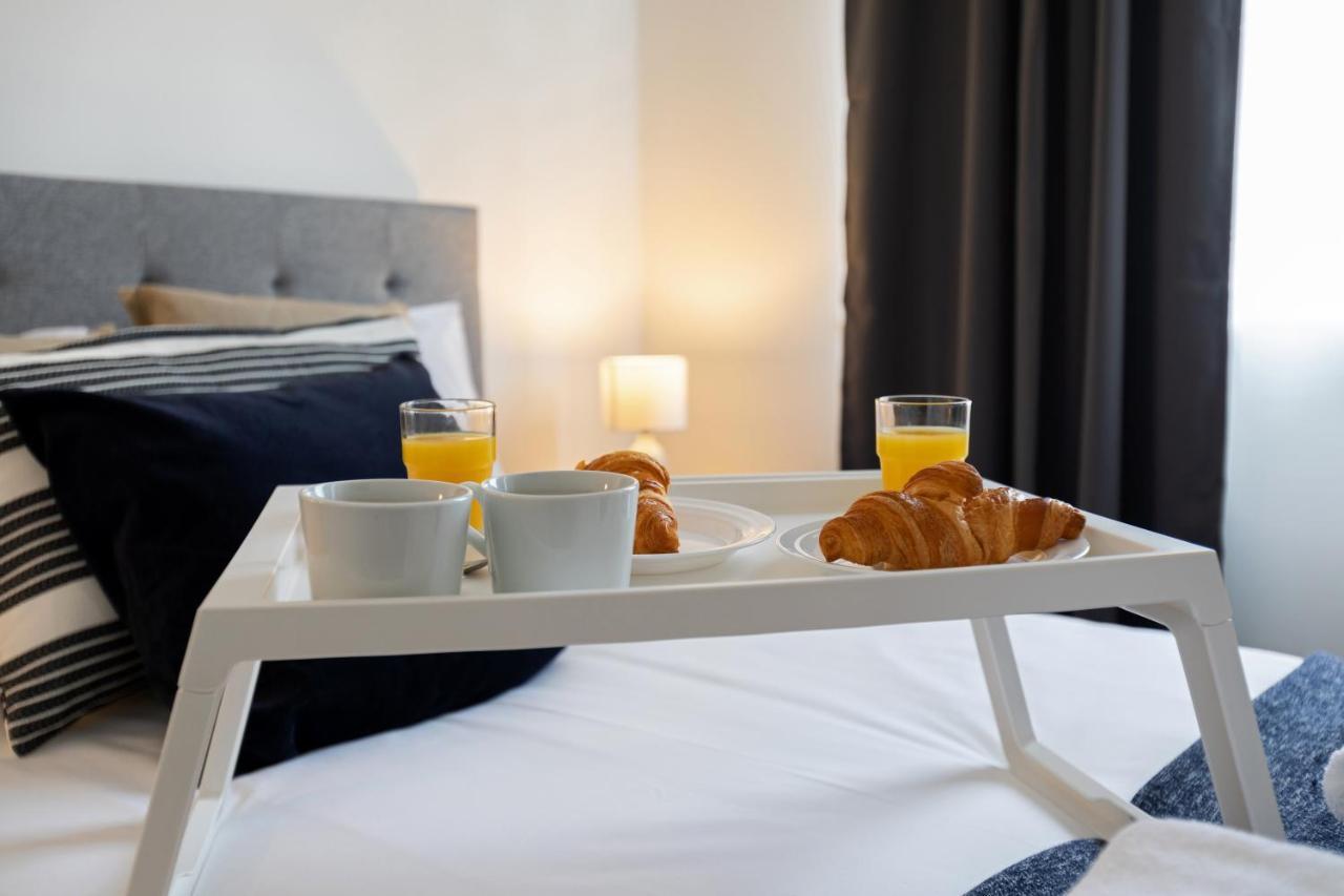 Modern 1-Bedroom Apartment, Beach 5-Min Walk, Free Parking Γουέιμουθ Εξωτερικό φωτογραφία